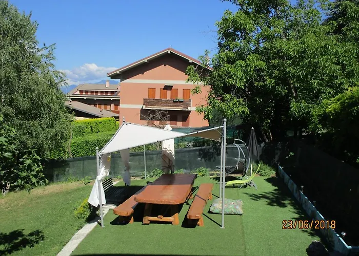 Rainbow House Apartment