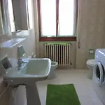 Rainbow House Apartment Esino Lario