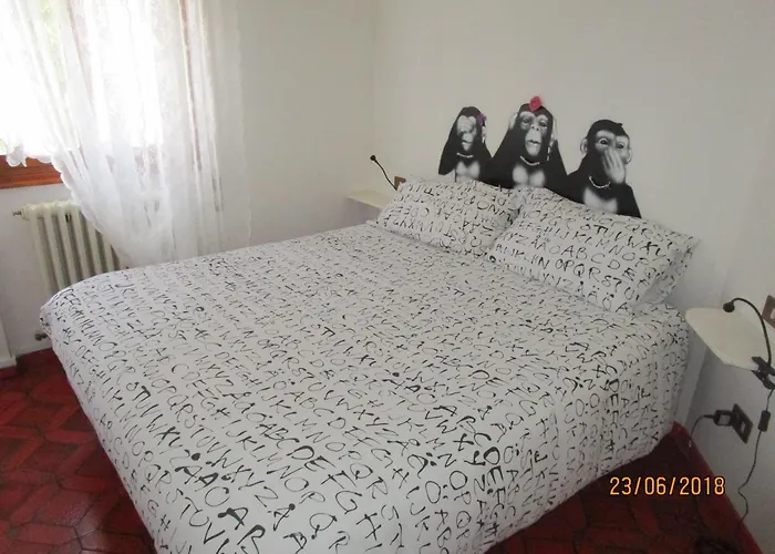 Rainbow House Apartment